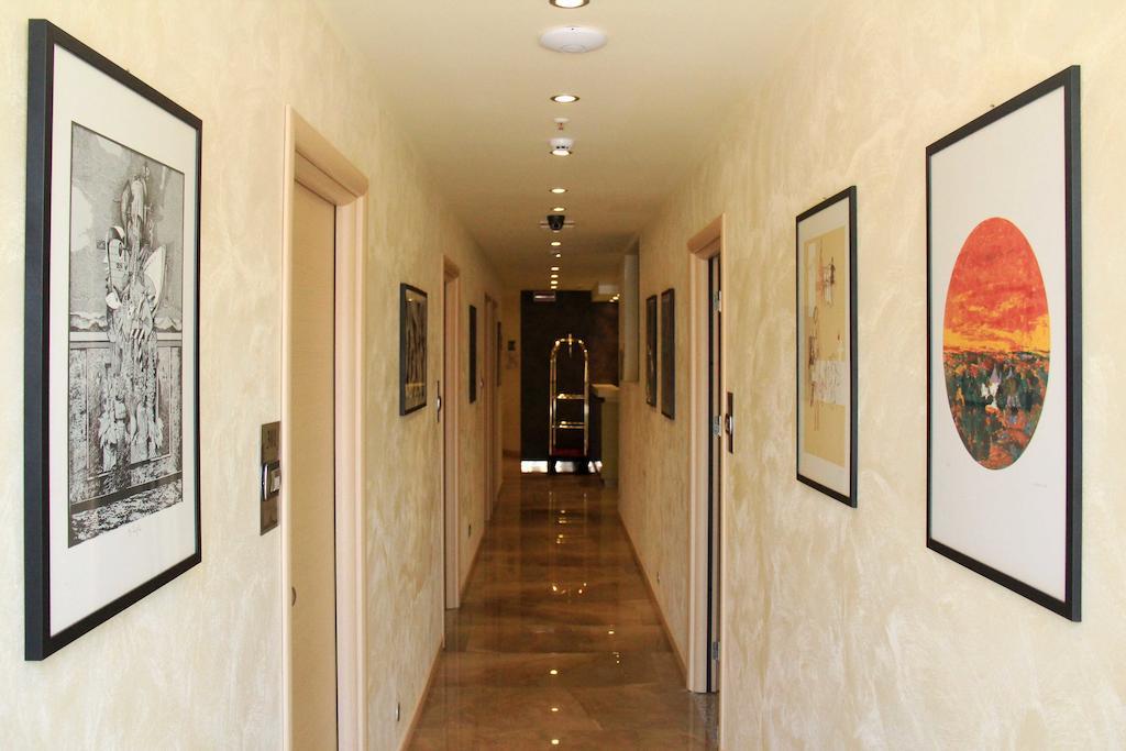Ming Hao Hotel - Milan — Photos 2